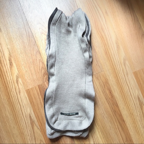 Lucky Brand Tan and Brown Ruffle Scarf - Picture 2 of 6